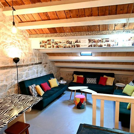 White Rabbit Hostel Hvar Town Zewnętrze zdjęcie