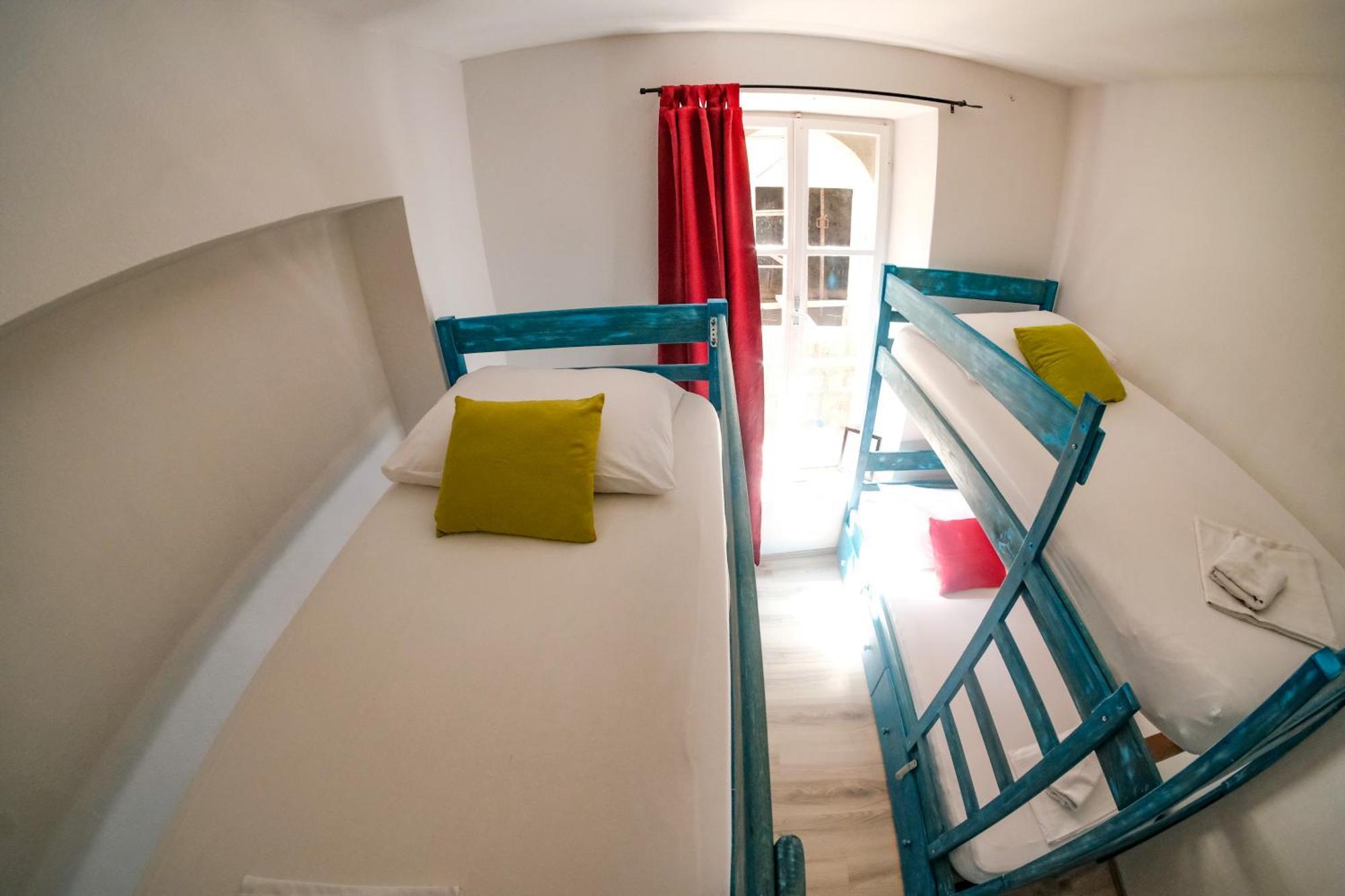 White Rabbit Hostel Hvar Town Zewnętrze zdjęcie