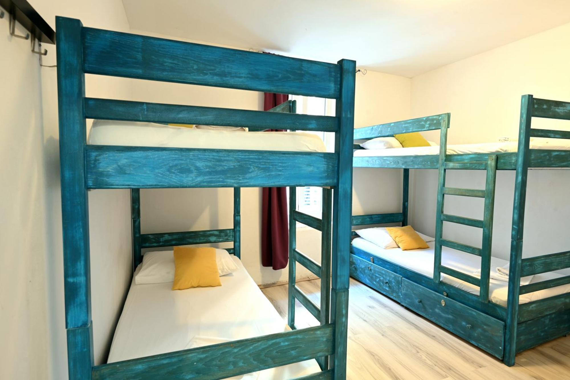 White Rabbit Hostel Hvar Town Zewnętrze zdjęcie