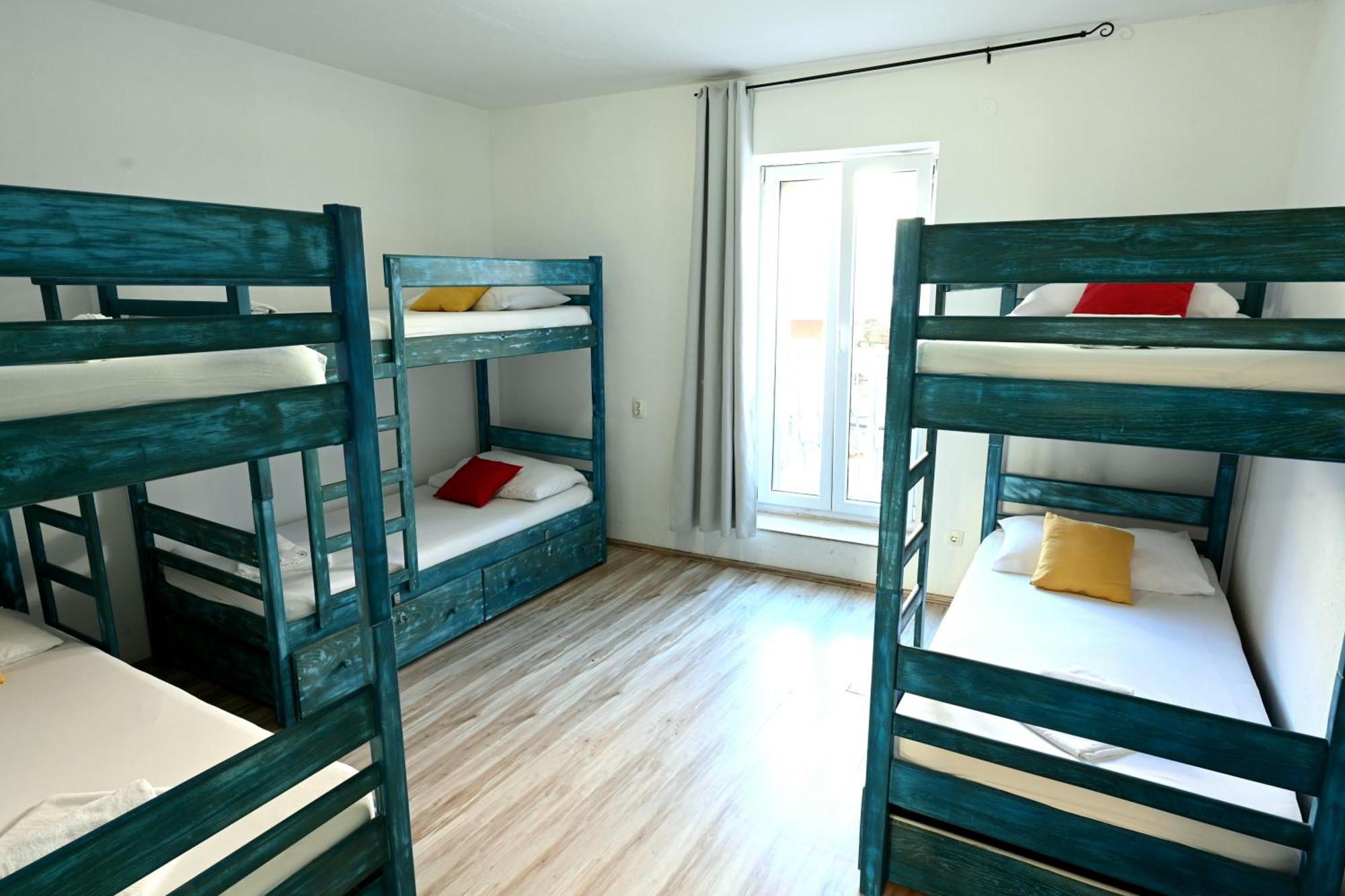 White Rabbit Hostel Hvar Town Zewnętrze zdjęcie
