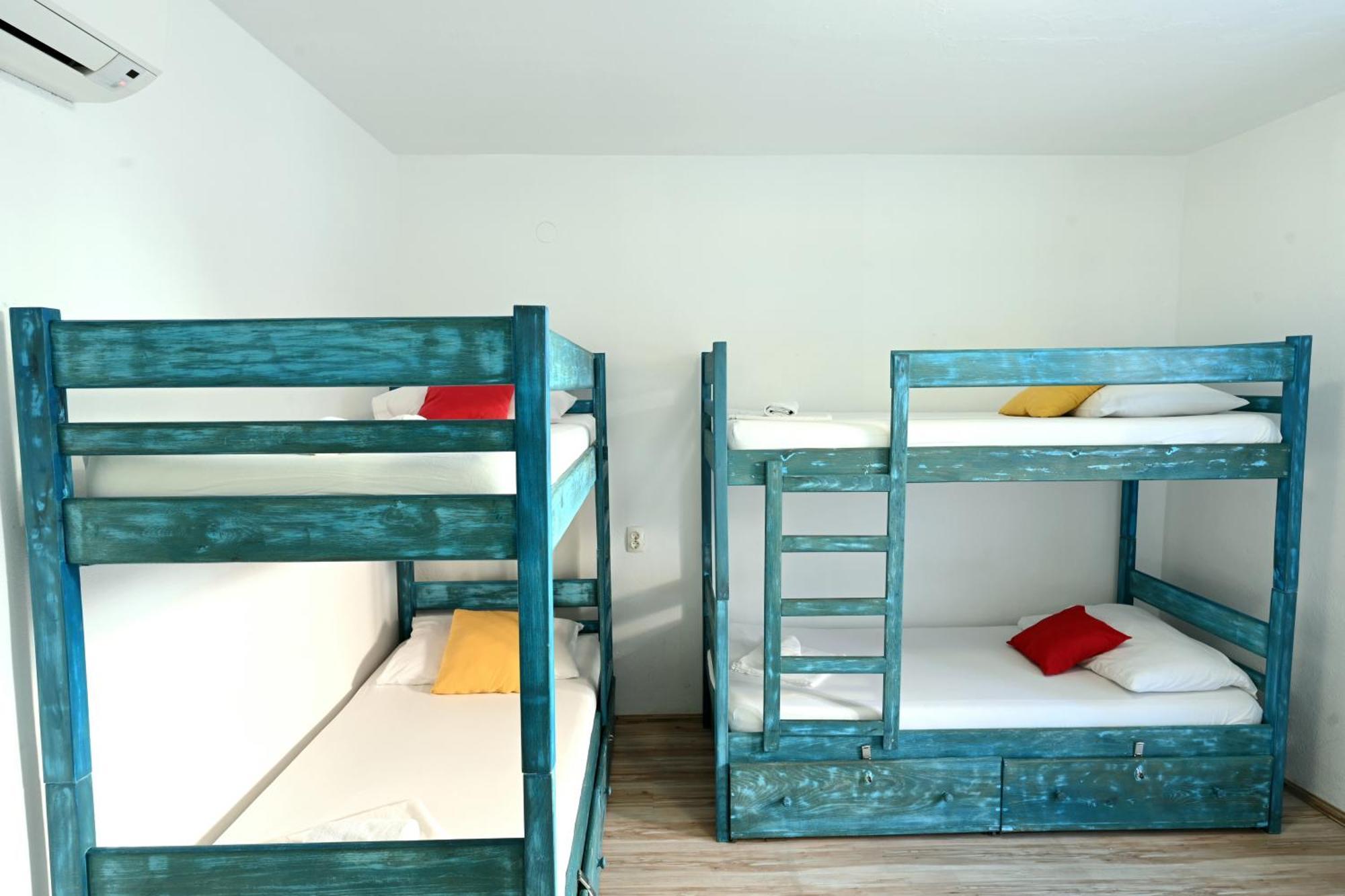 White Rabbit Hostel Hvar Town Zewnętrze zdjęcie